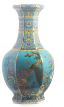 Load image into Gallery viewer, Decorative Vase Tuquoise
