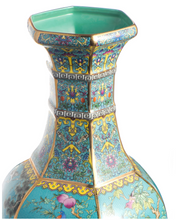 Load image into Gallery viewer, Decorative Vase Tuquoise
