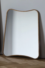 Load image into Gallery viewer, Mirror Kurva

