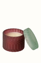 Load image into Gallery viewer, Bonbonniere Scented Candle
